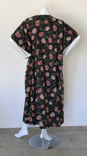 Load image into Gallery viewer, O’pell Mum Print Caftan