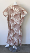 Load image into Gallery viewer, Brown and Cream OpArt Print O’pell Caftan