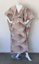 Load image into Gallery viewer, Brown and Cream OpArt Print O’pell Caftan