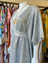 Load image into Gallery viewer, O’pell Silver Sponge Lurex Caftan