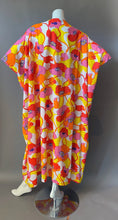 Load image into Gallery viewer, O'pell California Poppy Print long torso Caftan