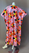 Load image into Gallery viewer, O'pell Mod Happy Days Print long torso Caftan