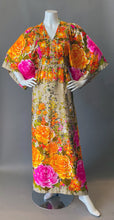 Load image into Gallery viewer, Stunning Vintage Hilo Hattie Kimono Maxi Dress