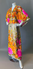 Load image into Gallery viewer, Stunning Vintage Hilo Hattie Kimono Maxi Dress