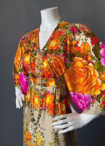 Stunning Vintage Hilo Hattie Kimono Maxi Dress