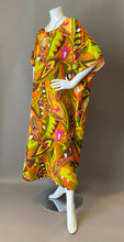 Load image into Gallery viewer, O'pell Stunning Mod Print Tunic Caftan