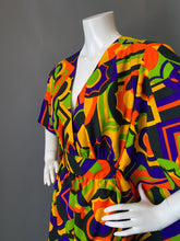 Load image into Gallery viewer, O&#39;pell Graphic Print Long Torso Caftan

