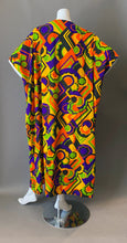 Load image into Gallery viewer, O'pell Graphic Print Long Torso Caftan