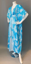 Load image into Gallery viewer, O'pell Swimming Pool Chic Short Torso Narrow Caftan