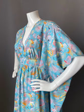 Load image into Gallery viewer, O'pell Poolside Chic Short Torso Caftan