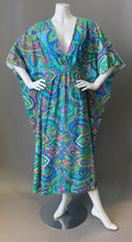 Load image into Gallery viewer, O'pell Cotton Mod Print Long Torso Caftan