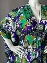 Load image into Gallery viewer, O'pell Psychedelic Print Short Torso Caftan