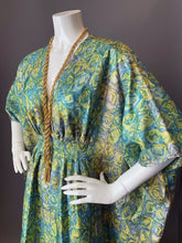 Load image into Gallery viewer, O'pell Chic Mod Printed Acetate Long Torso Caftan and Matching Mask