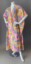 Load image into Gallery viewer, O'pell Mod Swirl Print Long Torso Caftan with Matching Mask