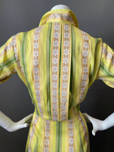 Load image into Gallery viewer, 1950-60s Spring Curve Hugging Sun Dress Jacquard Cotton Floral