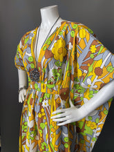 Load image into Gallery viewer, O'pell Happy Sunny Day Mod Print Cotton Caftan