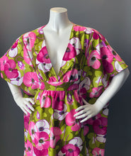 Load image into Gallery viewer, O'pell Pink and Green Mod Floral Print Short Torso Caftan