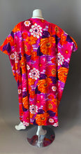 Load image into Gallery viewer, O'pell Mod Pink Floral Hawaiian Long Torso Caftan and Matching Mask