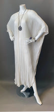 Load image into Gallery viewer, O'pell Bohemian Ecru Cotton Gauze Tunic Caftan
