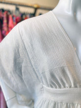 Load image into Gallery viewer, White Cotton Gauze and Lurex O’pell Caftan
