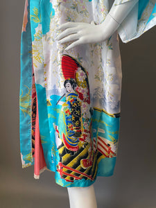 Geisha Pagoda Print Short Robe Kimono