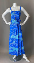 Load image into Gallery viewer, Mod Ocean Print Maxi Sun Dress
