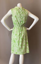 Load image into Gallery viewer, Vintage Festive Mod Print Sun Dress
