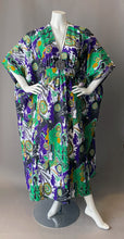 Load image into Gallery viewer, O&#39;pell Psychedelic Print Short Torso Caftan
