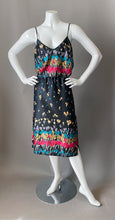 Load image into Gallery viewer, 1970s Floral Print Lightweight Summer Sun Dress
