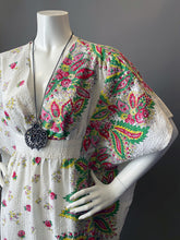 Load image into Gallery viewer, O&#39;pell Mod Floral Border Print Cotton Short Torso Caftan

