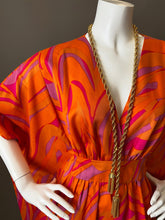 Load image into Gallery viewer, O&#39;pell Mod Orange Op Art Print Long Torso Caftan with Matching Mask
